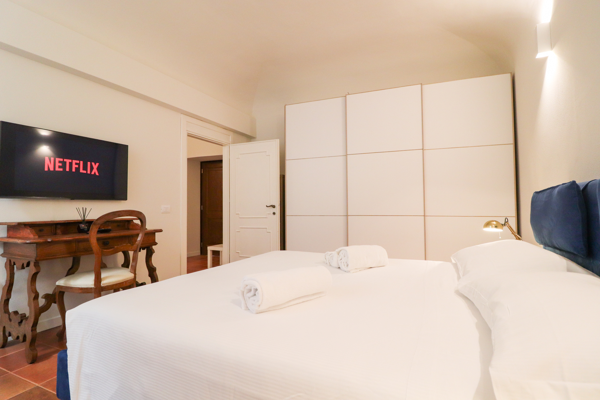 Dragonetti Luxury House-05